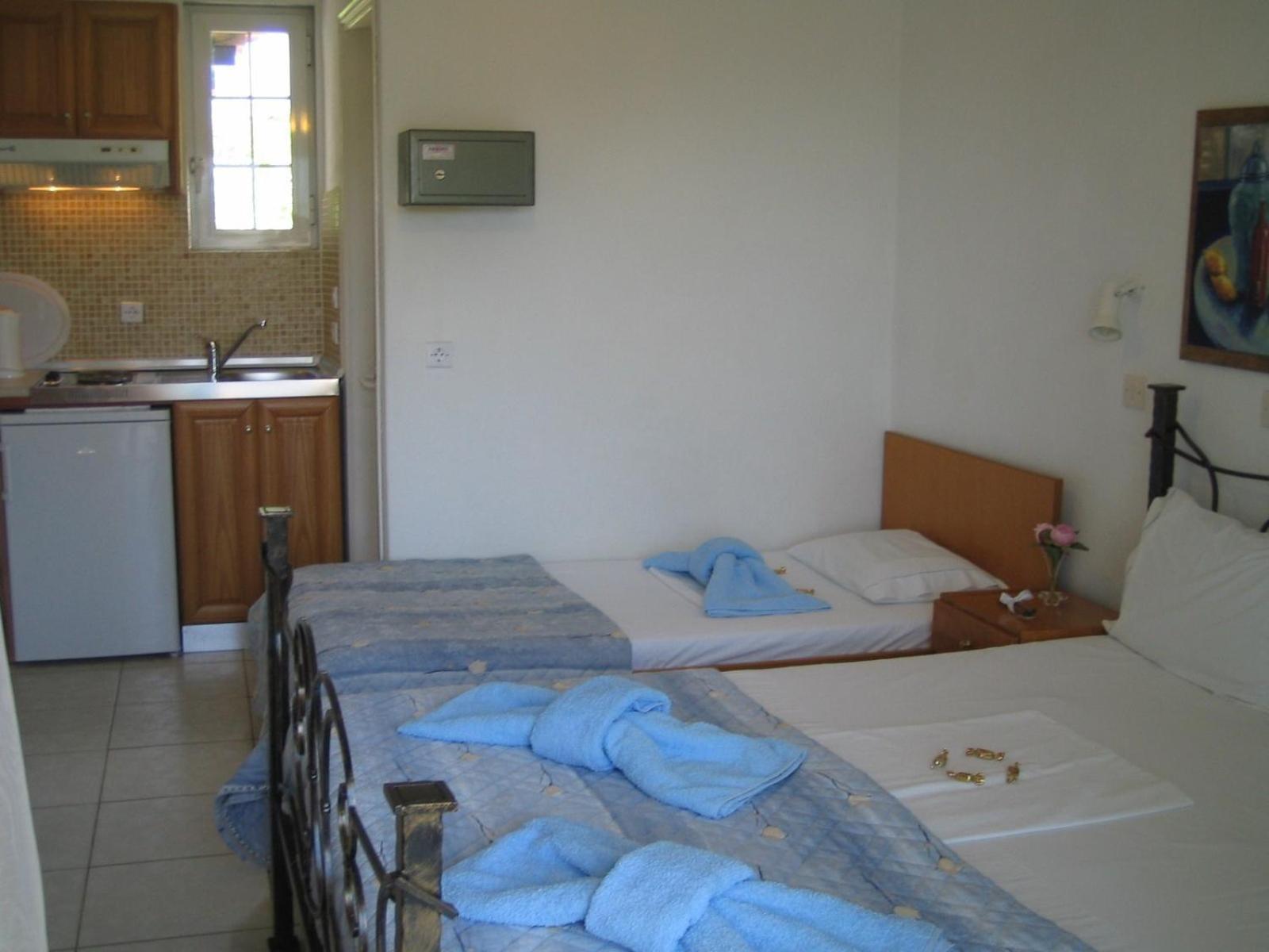 Blue Bay Hotel Skala Potamia  Habitación foto